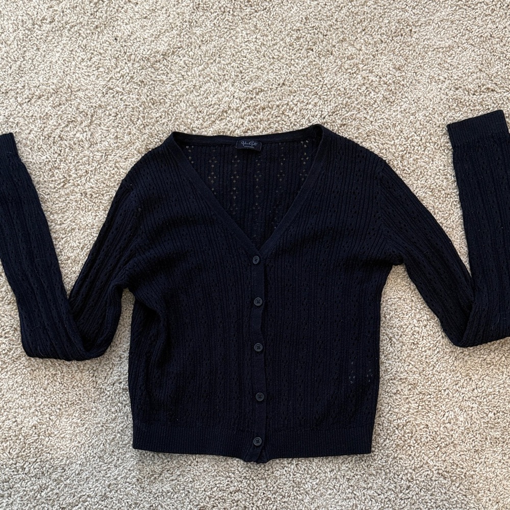 Brandy Melville NavyCropped V-Neck Knit Cardigan
